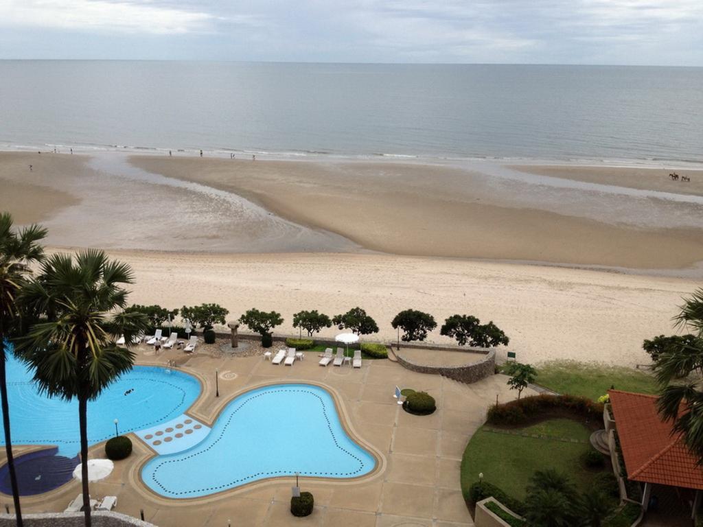 Cha-Am Beach Club Exterior foto